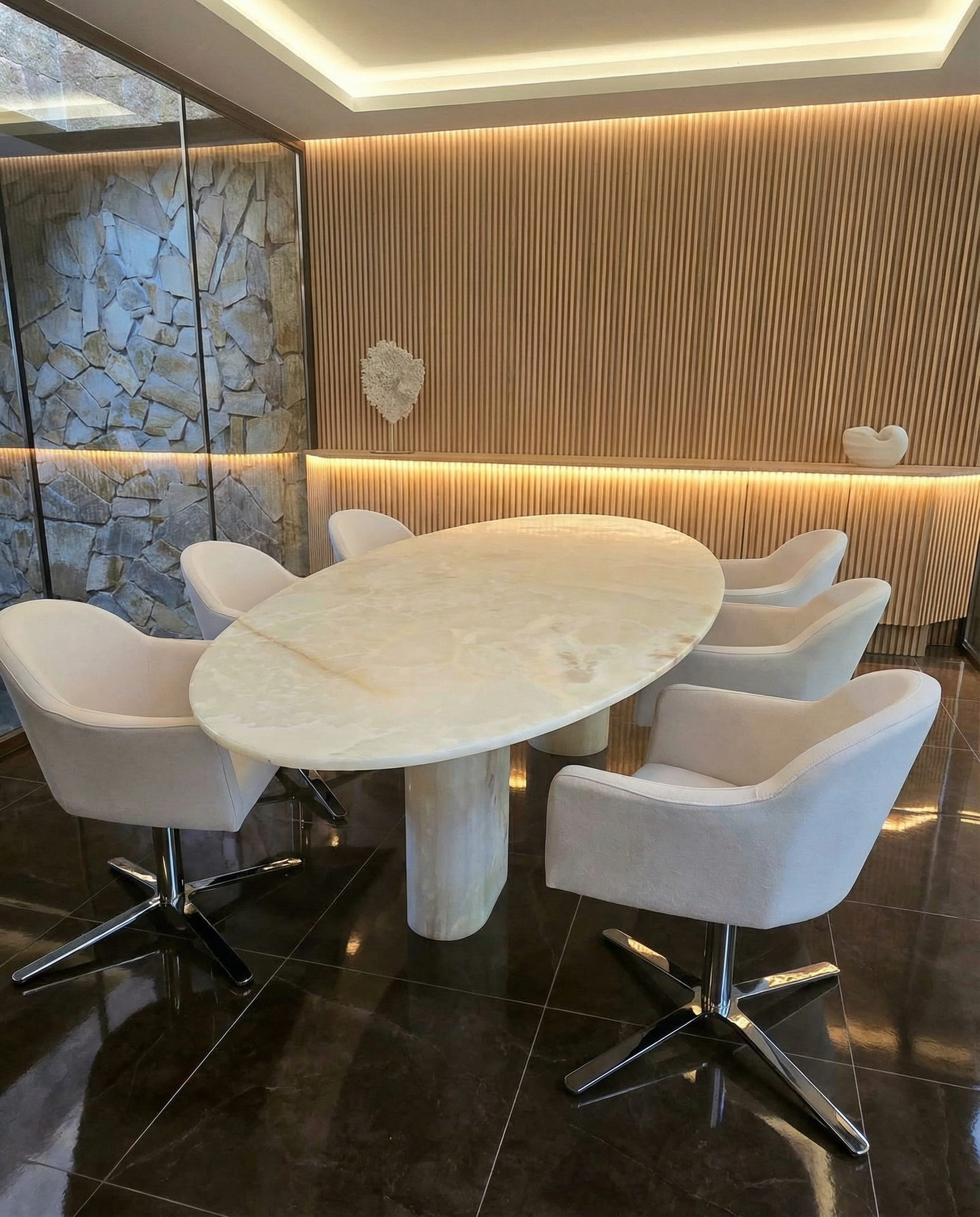 OVO Dining table white onyx