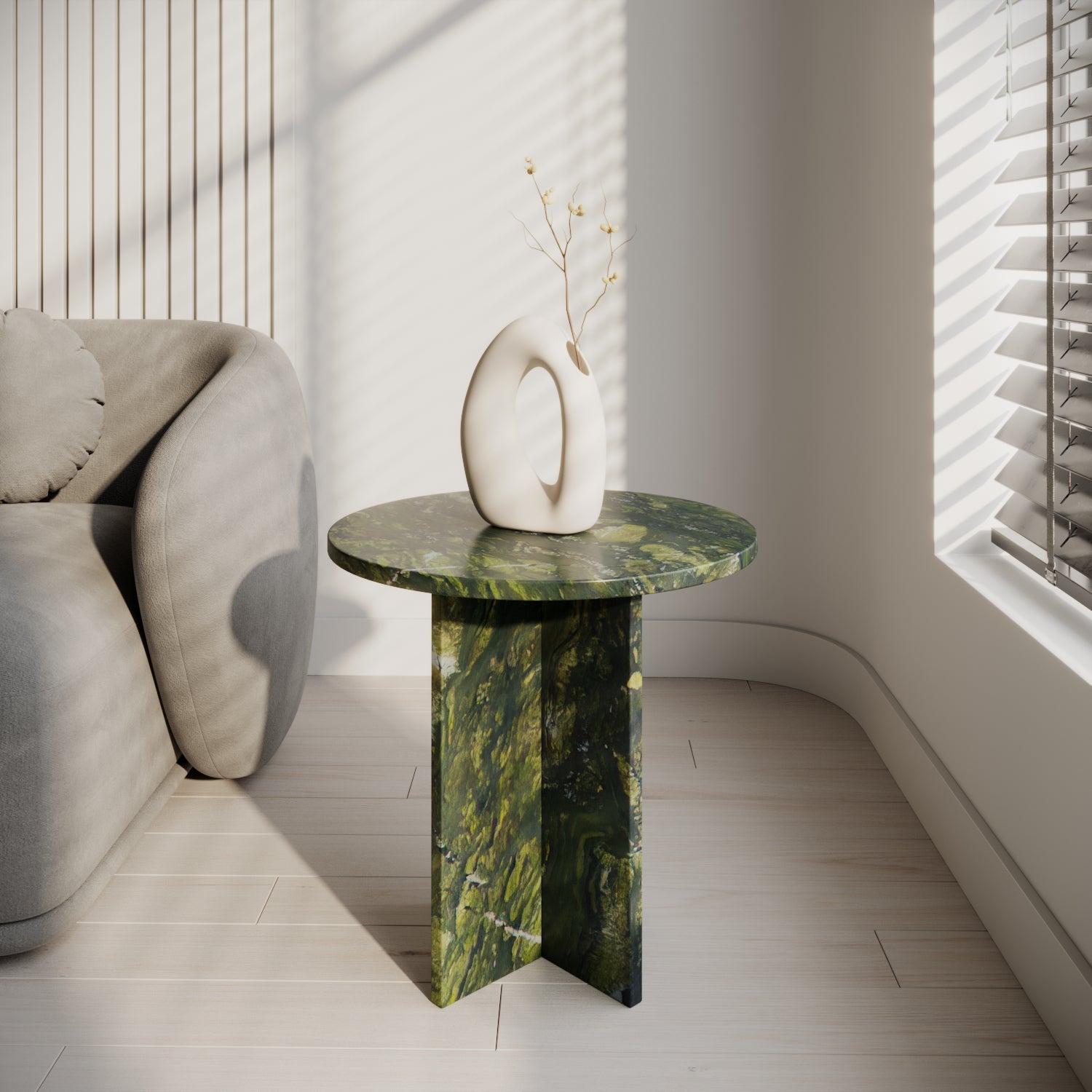 Mesa auxiliar redonda en mármol Amazonite Green, piedra natural Verde Amazonia con base cruzada y acabado pulido brillante.
