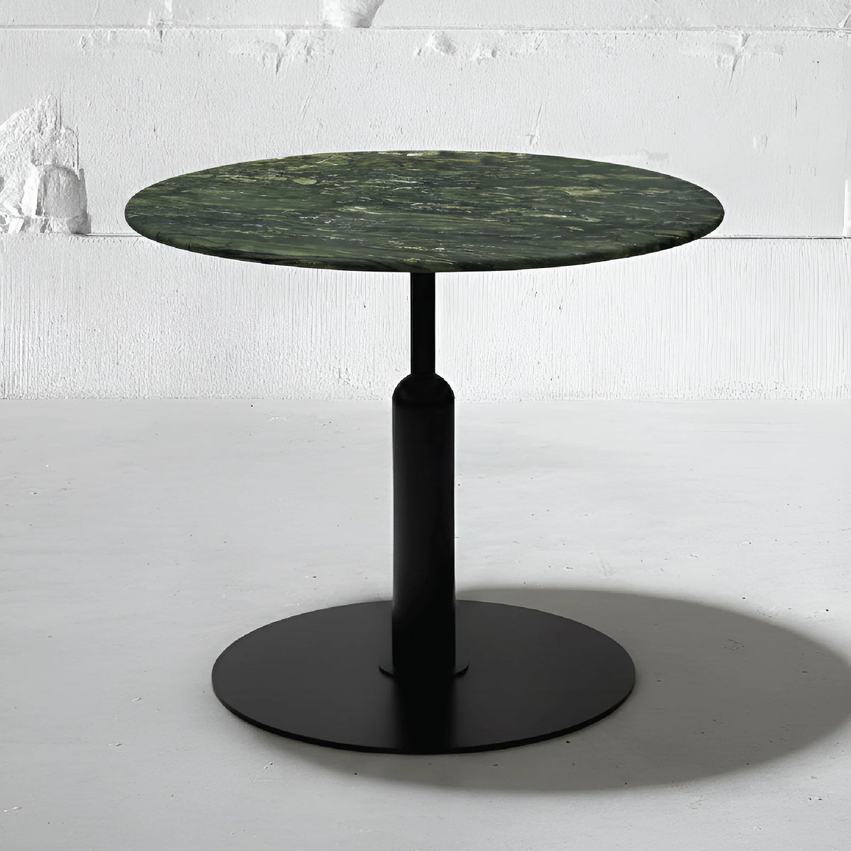 Robust Round Bistro Table in Amazon Green Quartzite | Apollo Base
