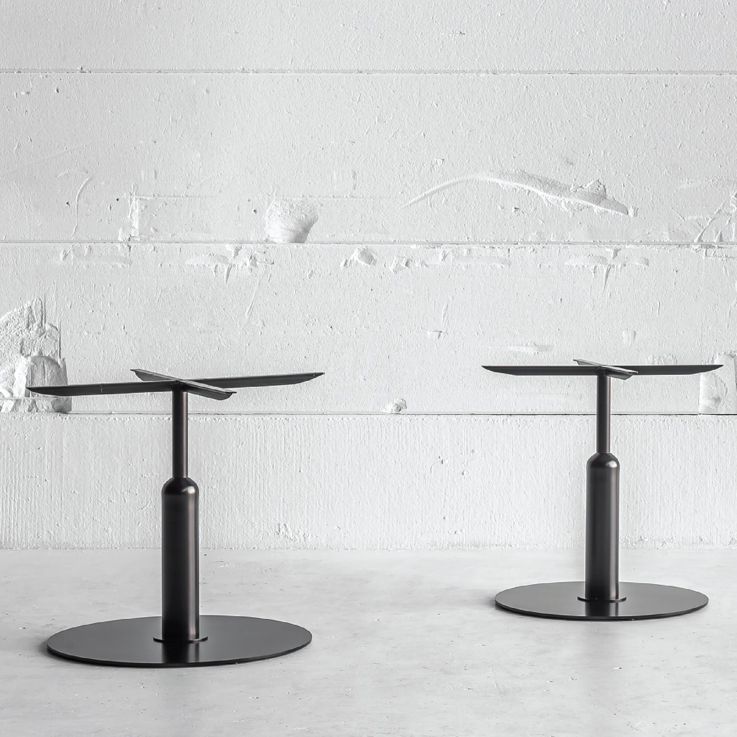 Detalle de la base Apollo usada en la mesa Robust.