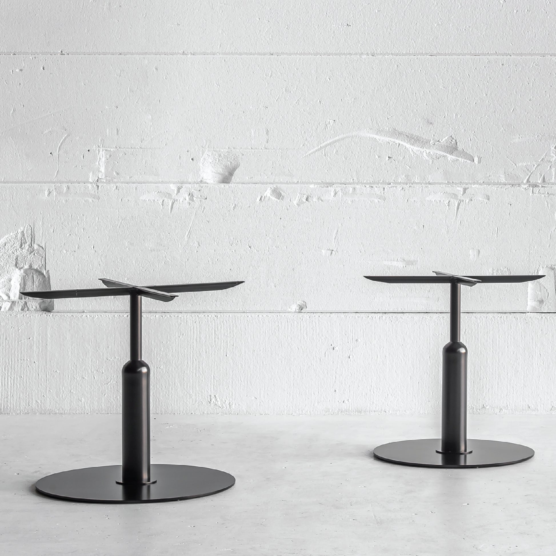 Detalle de la base Apollo usada en la mesa Robust.