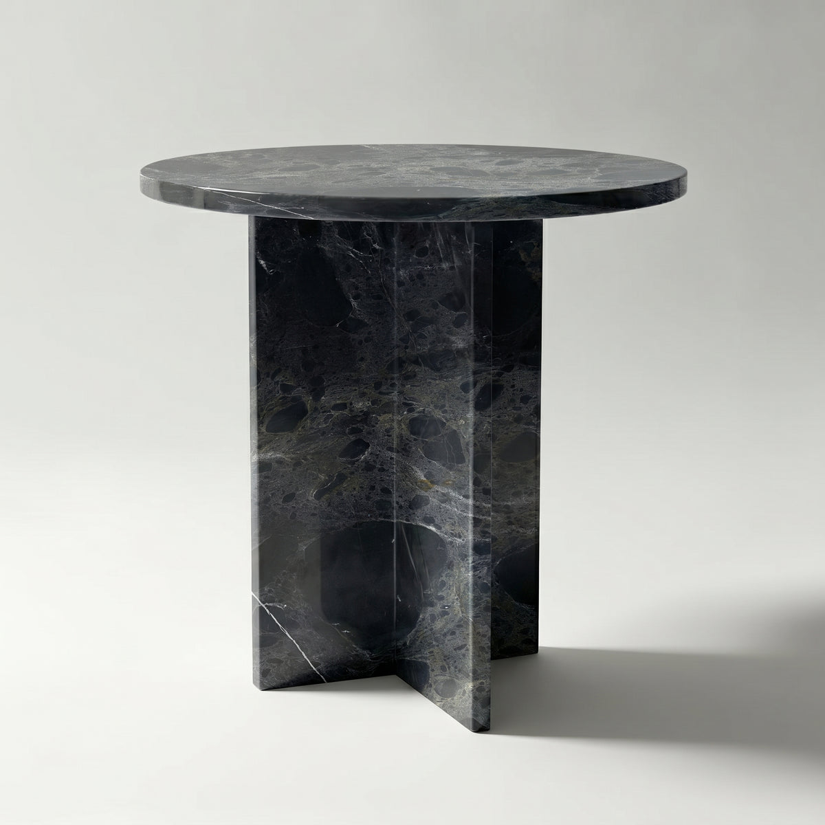 Chic Side Table in Negro Casper Marble
