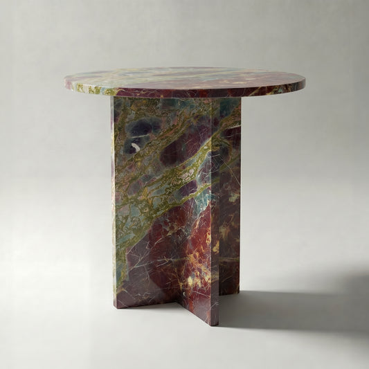 Chic Side Table in Granada Quartzite